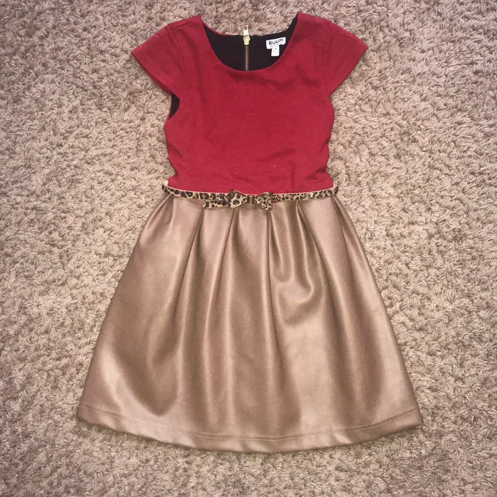 Girls dress